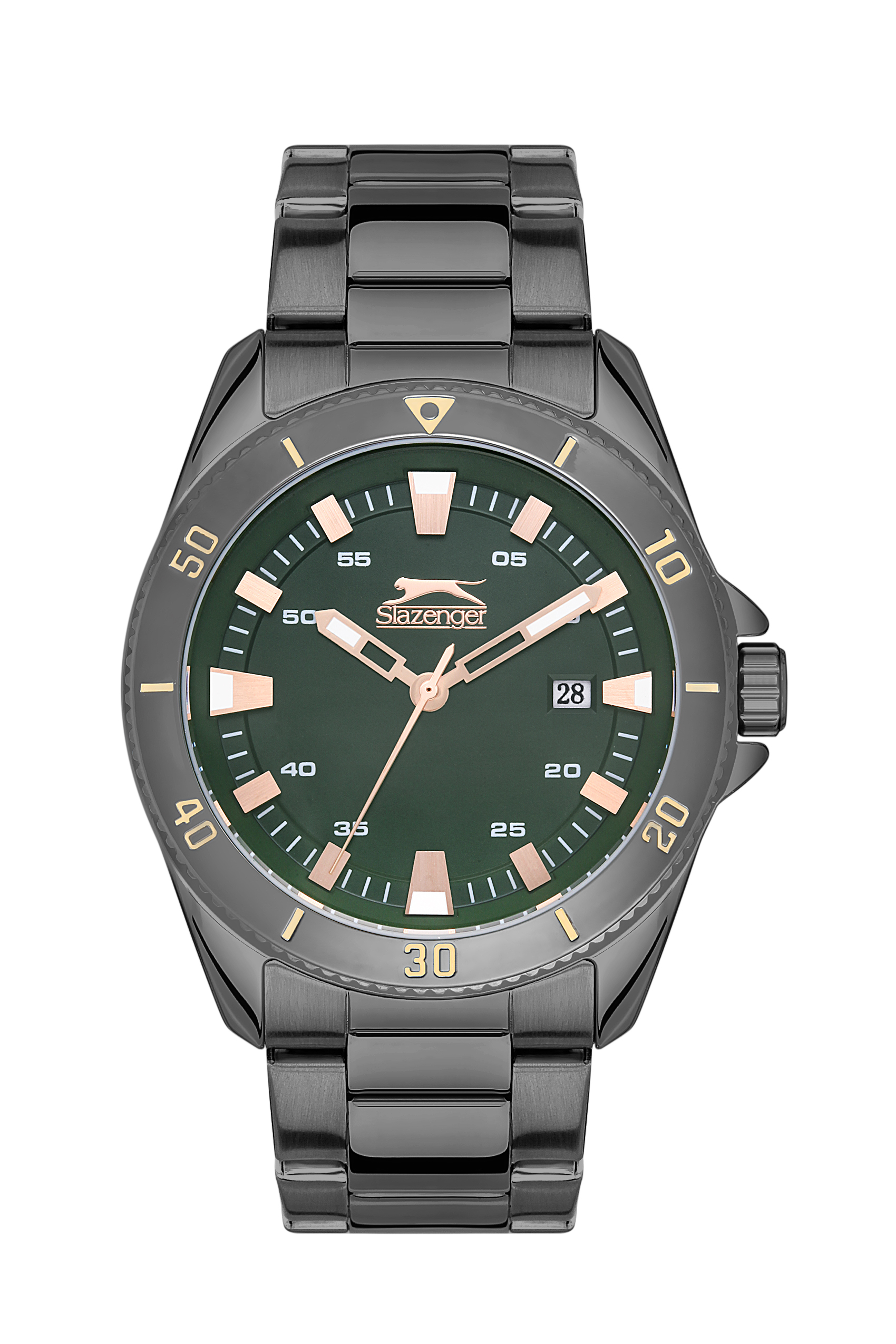 Ανδρικό ρολόι Slazenger διαμέτρου 45mm με μηχανισμό Quartz. Έχει ανθρακί κάσα από ανοξείδωτο ατσάλι και πράσινο καντράν με ροζ χρυσούς δείκτες. Το κρύσταλλο του είναι ορυκτό, το μπασελέ του είναι ανθρακί και το κούμπωμά του είναι ασφαλείας.