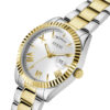 Γυναικείο ρολόι διαμέτρου 36mm με μηχανισμό QUARTZ ακριβείας. Έχει ασημένιο καντράν με επίχρυσους δείκτες και λεπτομέρειες. GUESS LUNA GW0308L6 Γυναικείο Ρολόι Quartz Ακριβείας4